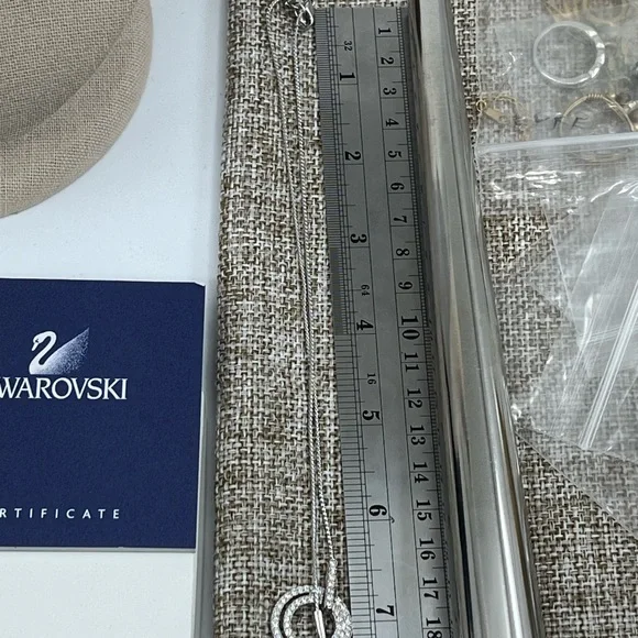 Genuine Vintage Swarovski 14-16” Adjustable Necklace with Original Box - Picture 12 of 13